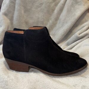 Soda Black Ankle Booties
